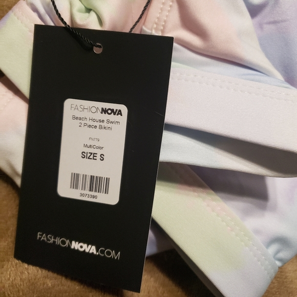 Fashionnova swim set - Picture 8 of 10